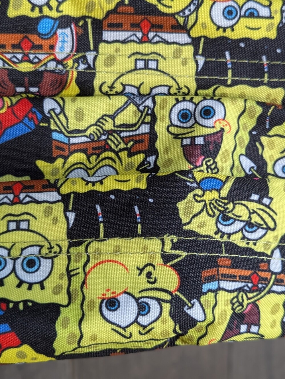 Nickelodeon SpongeBob Multi-Expression Yellow and Black Backpack - Picture 5 of 6